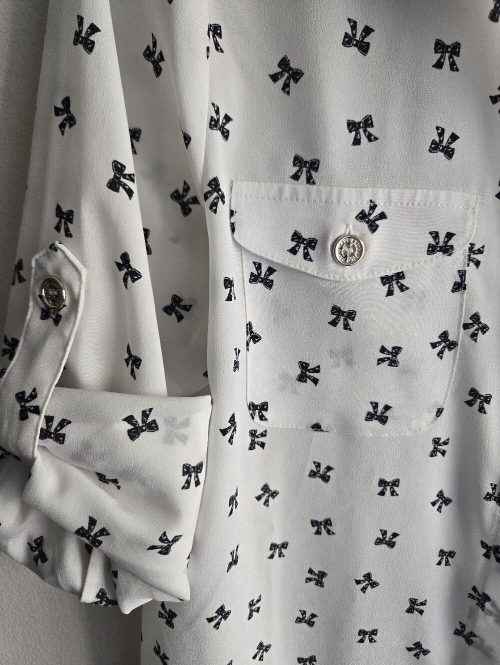 Karl Lagerfeld White Button-Down Shirt with Black Bow Motif - Picture 2 of 3